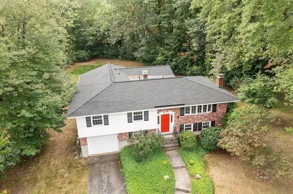 10 Brook St, Chelmsford, MA 01824