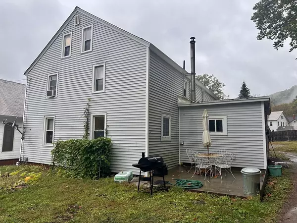 Colrain, MA 01340,3+5 Church St