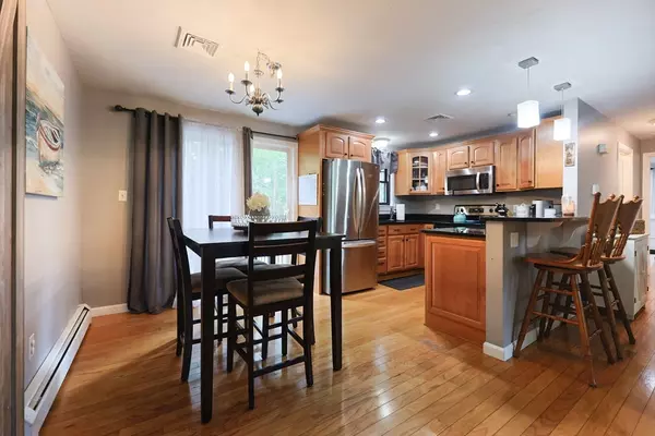 Barnstable, MA 02632,103 Seans Cir