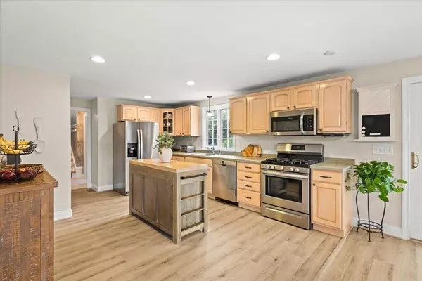 Hanson, MA 02341,125 Independence Ave