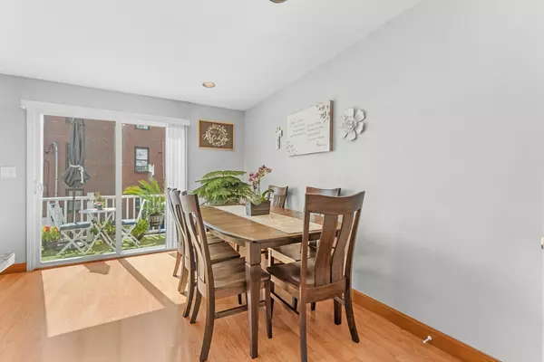 Chelsea, MA 02150,948 Broadway #13