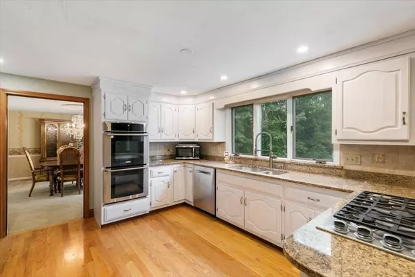 Methuen, MA 01844,15 Argilla Road