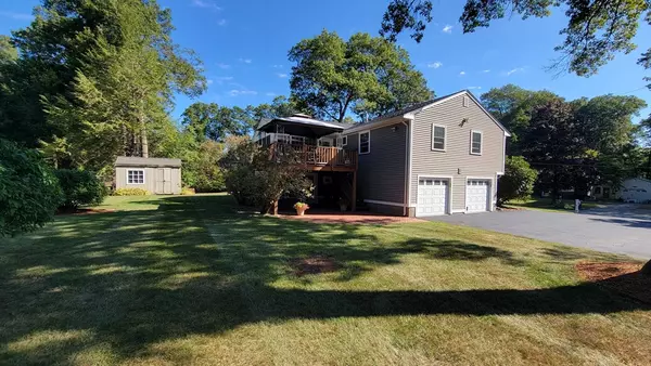 Medway, MA 02053,22 Sunset Dr