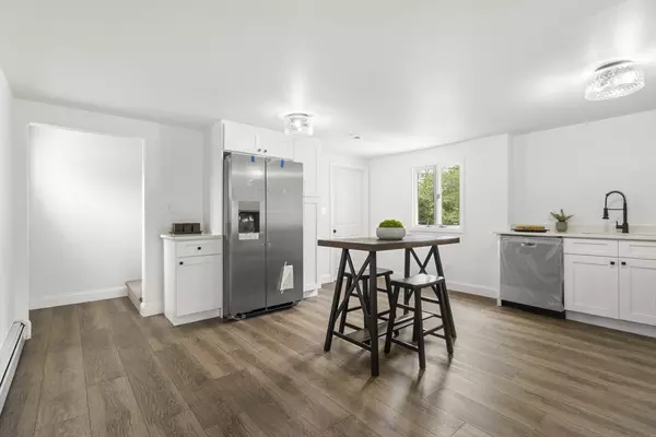 Easton, MA 02375,845 Washington St