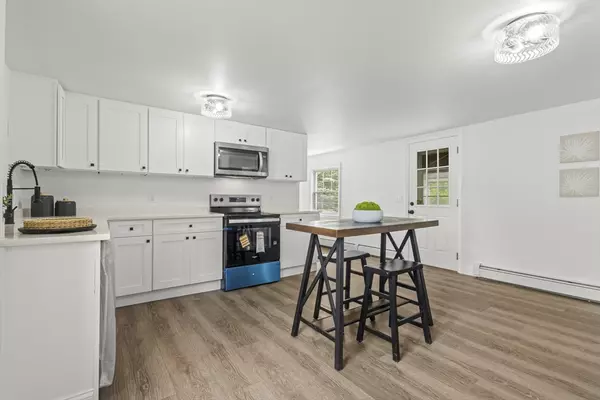 Easton, MA 02375,845 Washington St