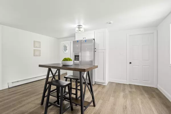 Easton, MA 02375,845 Washington St