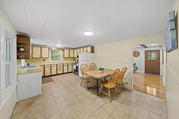 Peabody, MA 01960,8 Elginwood Road