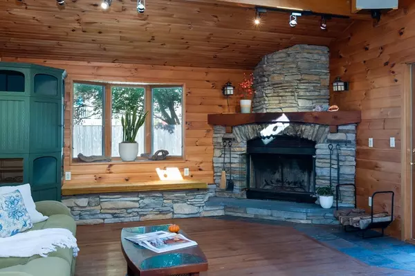 Rockport, MA 01966,1 Arens Rd