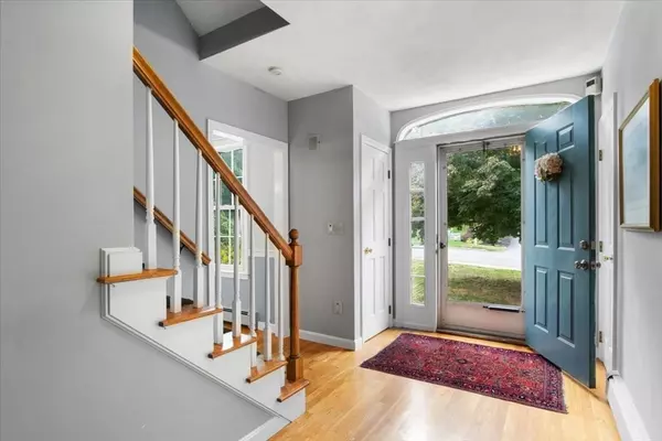 Walpole, MA 02032,75 Emerson Rd