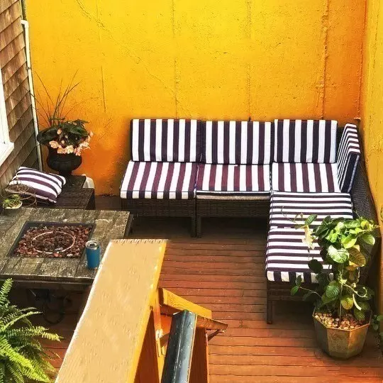 Falmouth, MA 02540,316 Gifford St #6