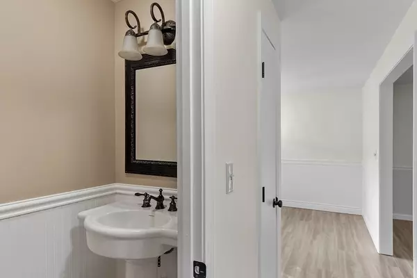 Leominster, MA 01453,81 Cortland Cir #81