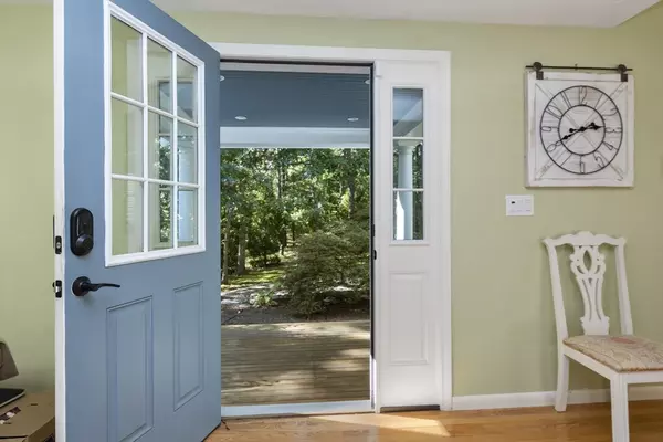 Mashpee, MA 02649,6 Heron Way