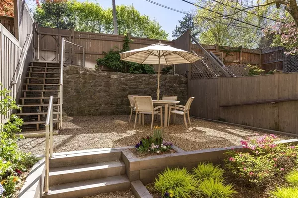 Boston, MA 02118,12 Concord Sq. #1