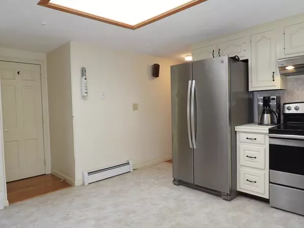 Raynham, MA 02767,1051 Locust St