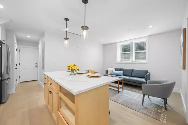 Somerville, MA 02145,3 Franklin St #1