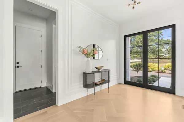 Needham, MA 02492,190 Brookline St