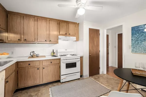 Arlington, MA 02474,215 Massachusetts Avenue #19 (34)