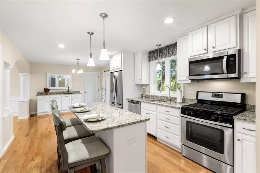 79 Bridle Road, Billerica, MA 01821
