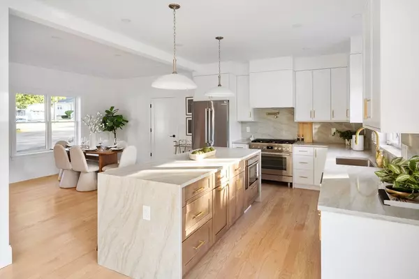 Woburn, MA 01801,3 Frank St