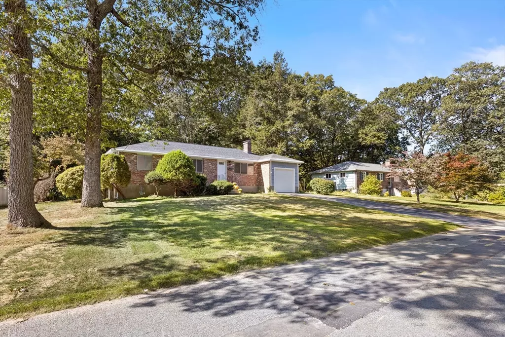 Framingham, MA 01701,32 Lyman Rd