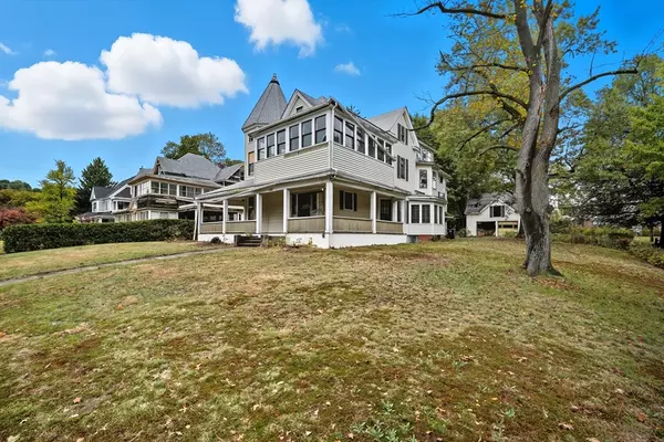 Holyoke, MA 01040,129 Morgan St