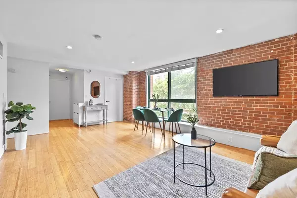 Boston, MA 02129,42 8th Street #1301