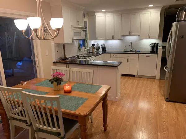 Newton, MA 02459,231 Spiers