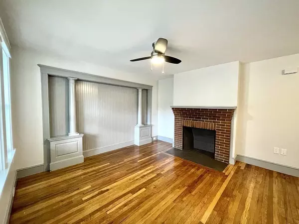 Milton, MA 02186,17 Elton Rd #1