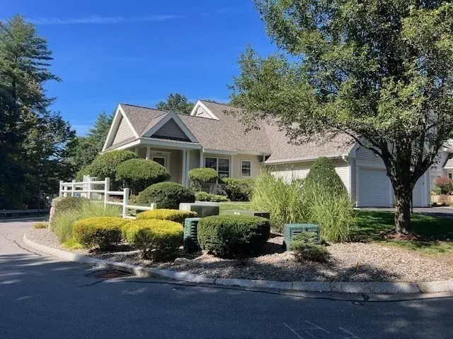 Groveland, MA 01834,606 Alyssa Dr #606