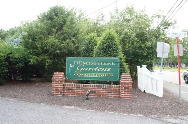 65 Mccormick Terr #6, Stoughton, MA 02072