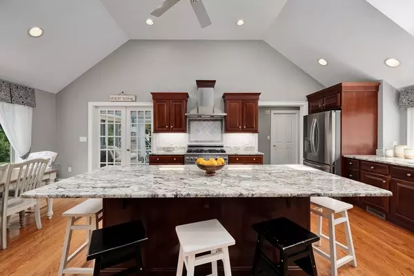Boxford, MA 01921,179 Washington St