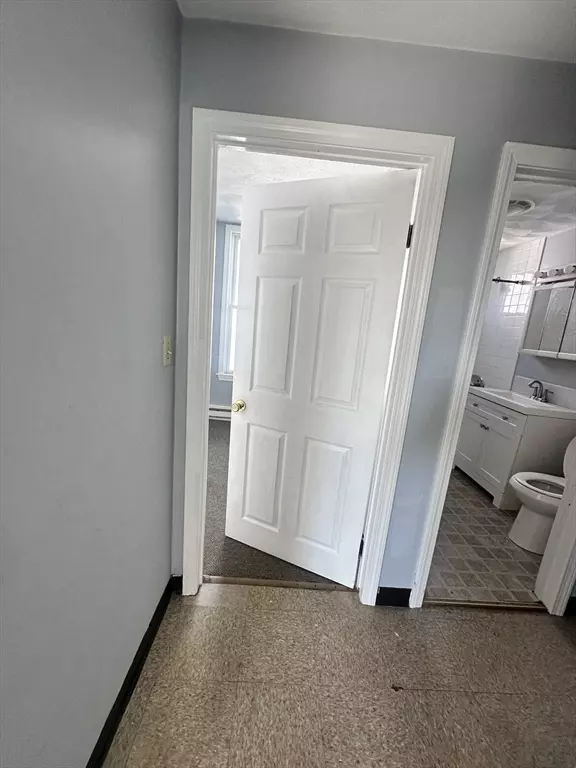 Lynn, MA 01902,57 Rogers Ave #2