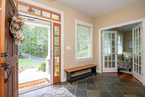 Boxford, MA 01921,17 Sunrise Rd