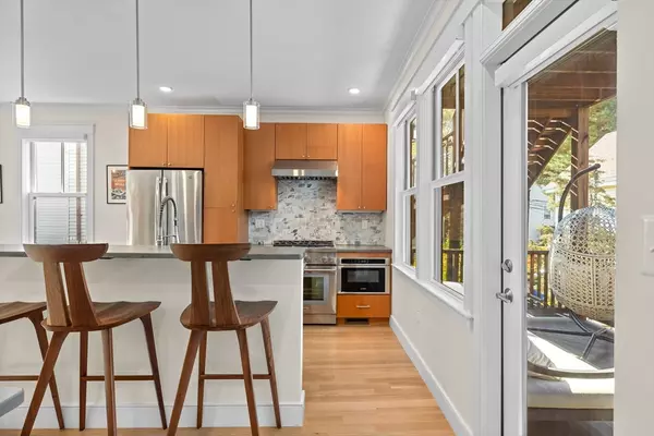 Somerville, MA 02143,2 Village St #2