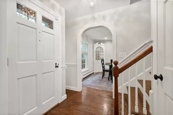 Rowley, MA 01969,121 Daniels Rd