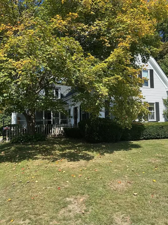 Abington, MA 02351,40 Wales