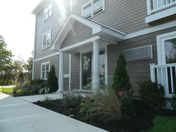 Quincy, MA 02169,205 Elm St #201