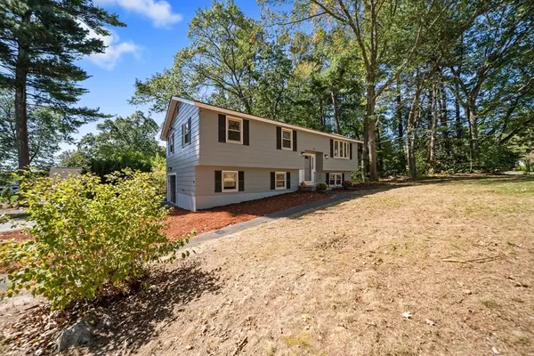 Methuen, MA 01844,2 Sugar Hill Circle