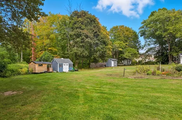 Ipswich, MA 01938,11 Spillers Lane