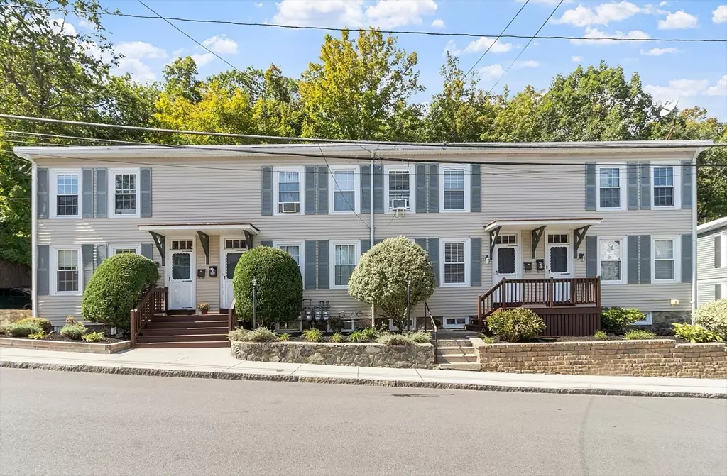 Melrose, MA 02176,35-41 Brazil St