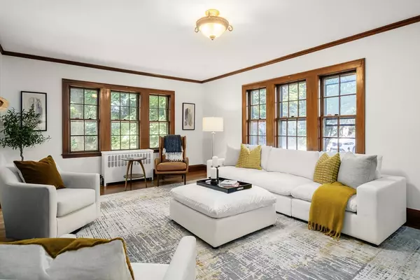 Brookline, MA 02445,21 Hancock Rd