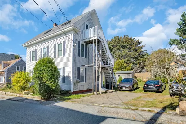 Gloucester, MA 01930,24 Taylor St #1