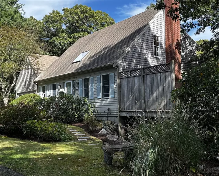 138 Quivet Dr., Dennis, MA 02641