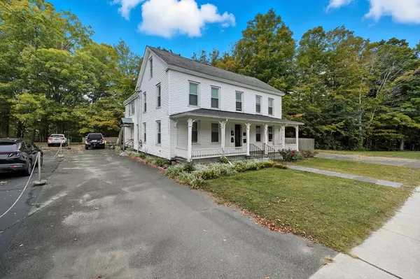 Shelburne, MA 01370,105 - 107 Bridge St