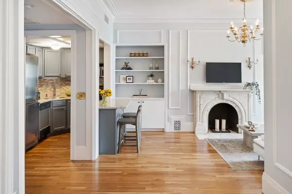 Boston, MA 02116,127 Beacon Street #41