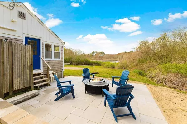 Chatham, MA 02633,20 Cedar Swamp Lane