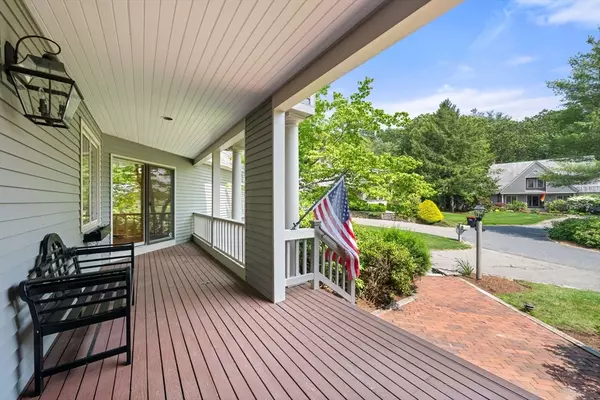 Natick, MA 01760,18 Phillips Pond Rd #18