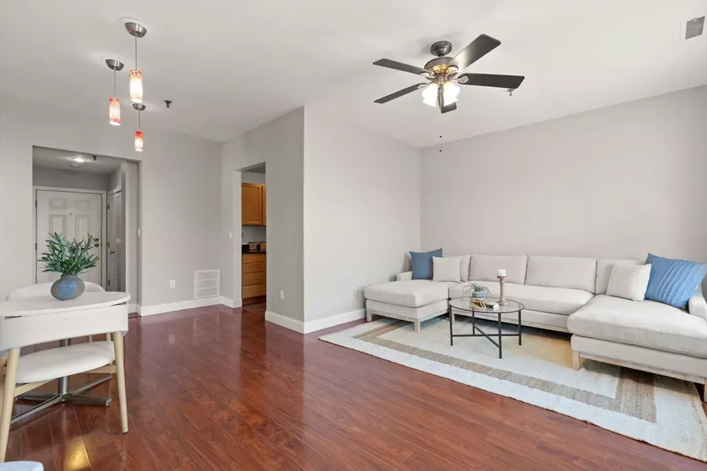 Haverhill, MA 01830,80 Wingate St #3C