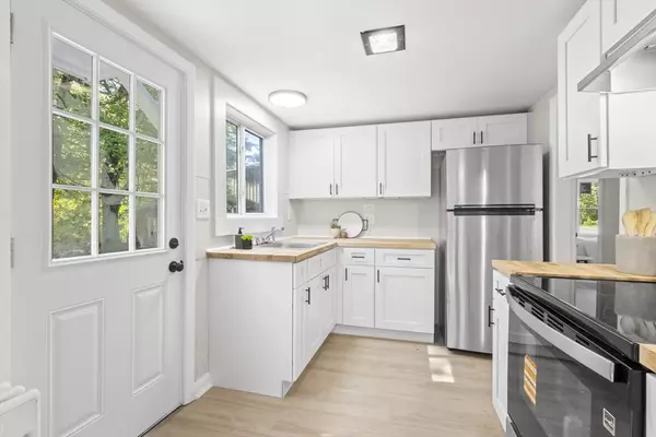 Norton, MA 02766,378 Old Colony Rd