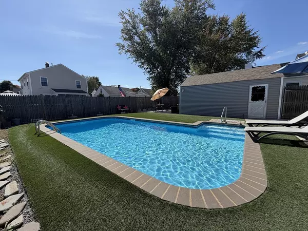 Pawtucket, RI 02861,329 Pullen Ave